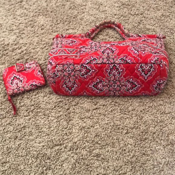Vera Bradley Handbags - Vera Bradley purse and wallet
